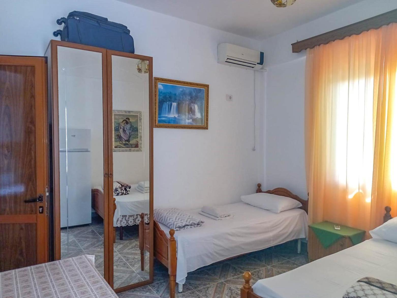 Sea View Apartments Vlorë Rom bilde
